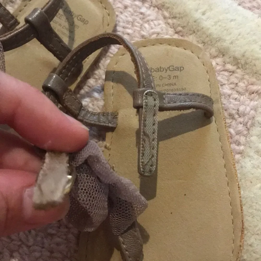 Gap shoes